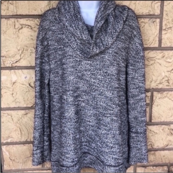 Cowneck sweater black & white turtleneck soft Oversized Large Comfy - Picture 6 of 9